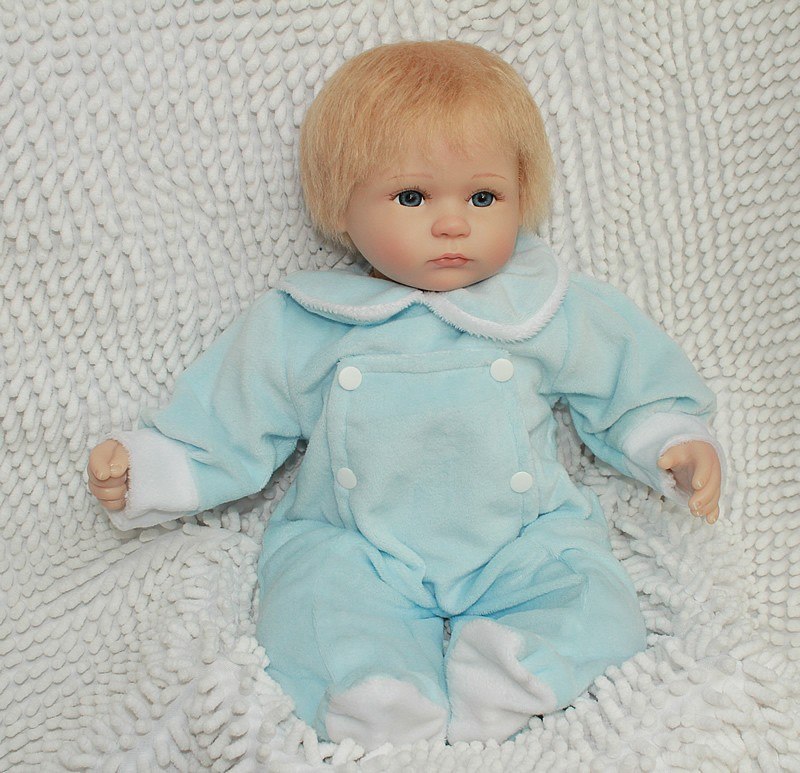 reborn doll with soft real gentle  touch Free shipping hot sale new design lifelike doll wholesale baby dolls fashion doll