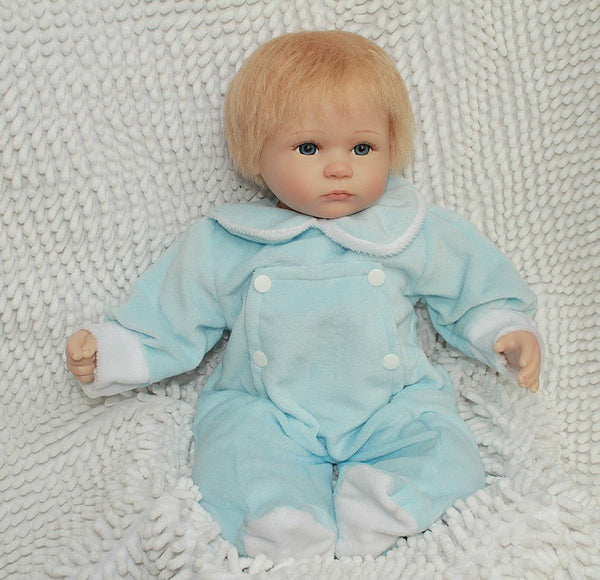 reborn doll with soft real gentle  touch Free shipping hot sale new design lifelike doll wholesale baby dolls fashion doll