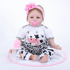 Lovely Silicone Reborn Baby Doll with Clothes Pacifier 55CM Bebe Reborn Menina Brinquedos Doll Eyes SB5569 bjd Dolls Babies Toys